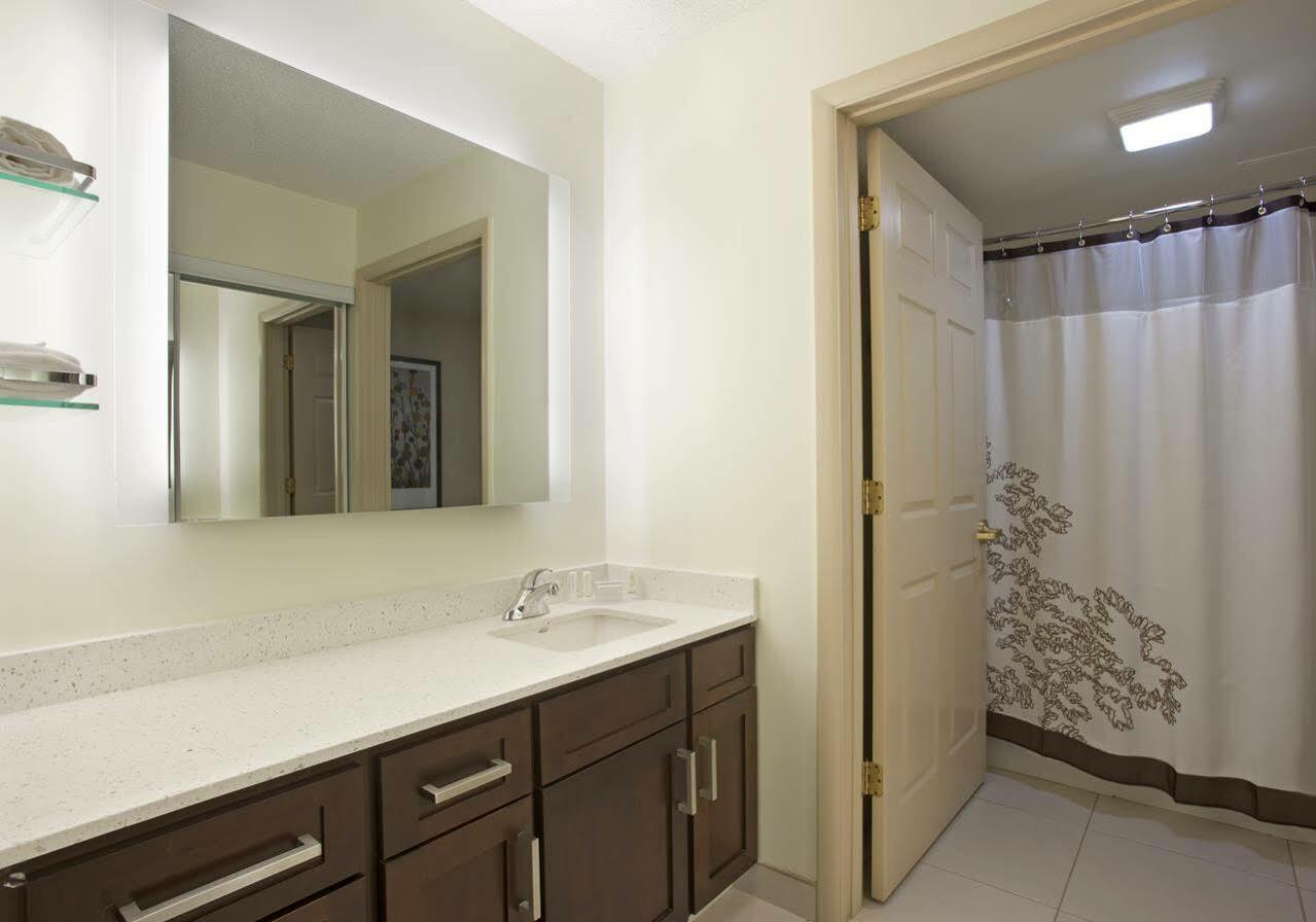 Residence Inn By Marriott Pittsburgh Airport Robinson Township Екстериор снимка